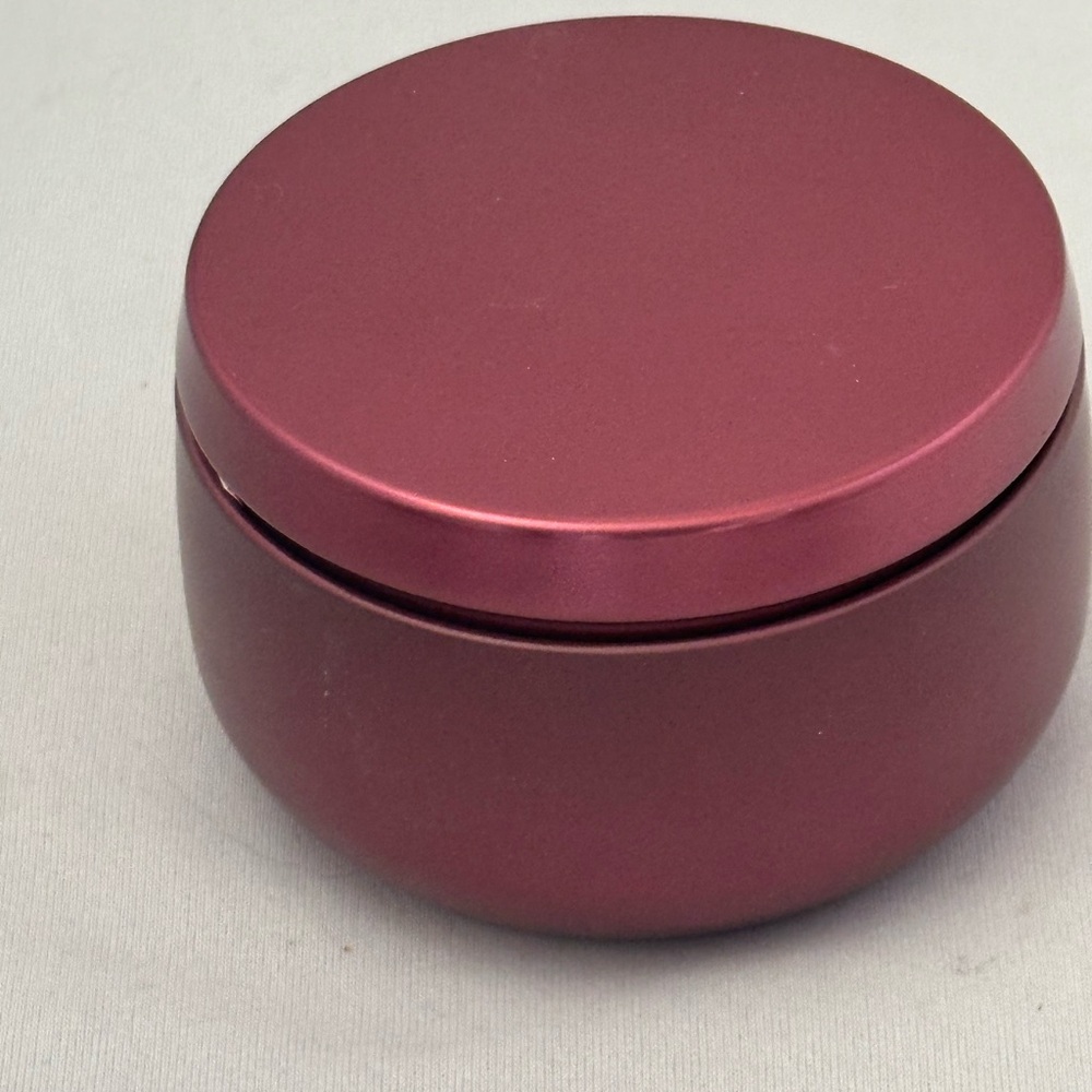 Desert Rose Selenite 6.5 oz in cranberry colored tin - Picture 2 of 5